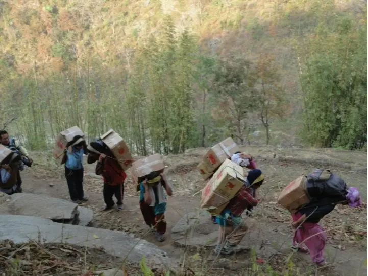 बाइबल लाँदै